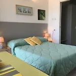 Casa E Vela 3* أوجيبيو