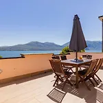 Casa E Vela أوجيبيو