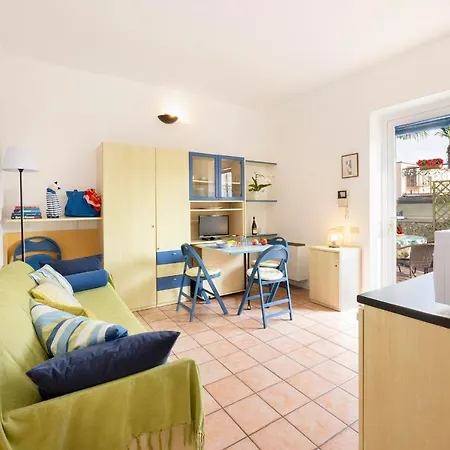 Casa E Vela Aparthotel Oggebbio