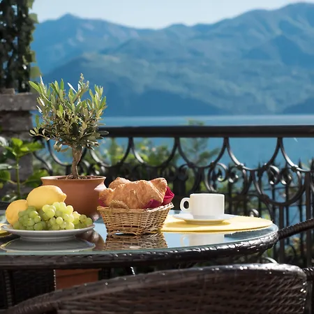 Casa E Vela 3* 오게비오